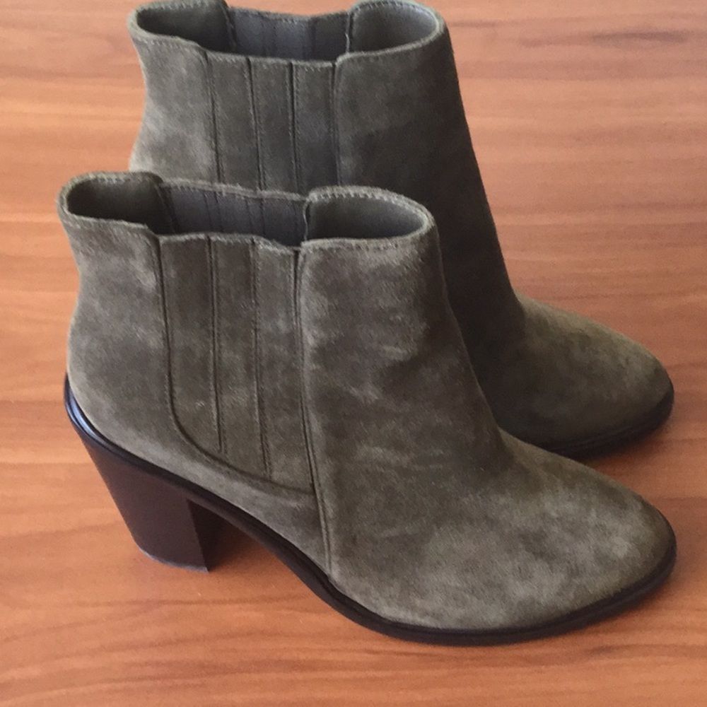 JOIE Suede CLOEE BOOTIE NEW - Picture 2 of 11